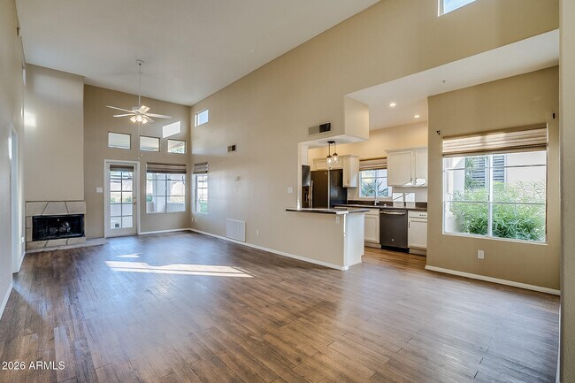 Building Photo - 11333 N 92nd St