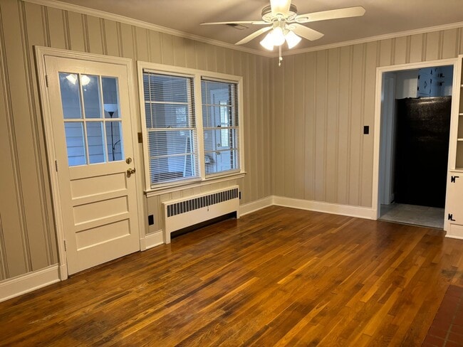 Building Photo - Hamilton Lakes Park Area 3 BR in Grimsley HS District