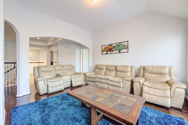 Building Photo - 14311 Tasmania Ct