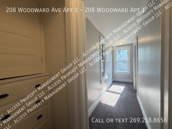 Building Photo - 208 Woodward Ave