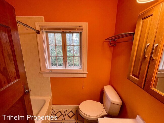 Building Photo - 2 br, 1 bath House - 1326 Peachtree St