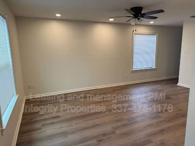 Building Photo - 105 Meaux Blvd