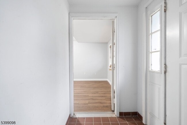 Building Photo - 21 Personette St