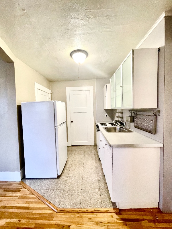 Building Photo - 901 N M St