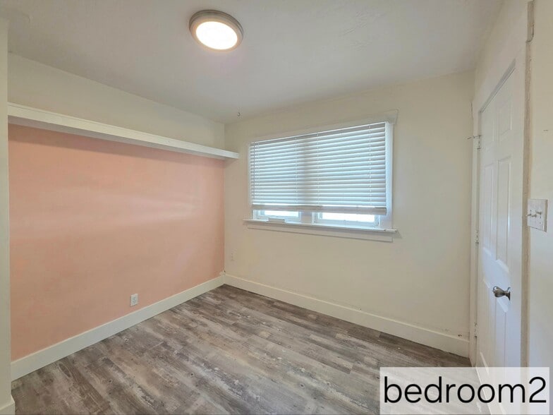 Building Photo - 2841 S 700 E