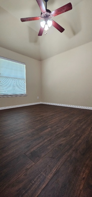 Building Photo - 900 Hidden Springs Ct