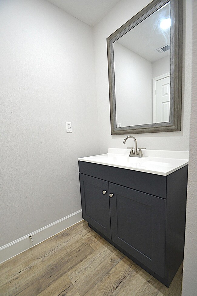 Building Photo - 4527 Adonis Dr