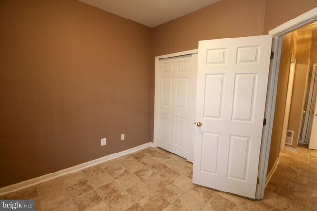 Building Photo - 20475 Greymont Terrace
