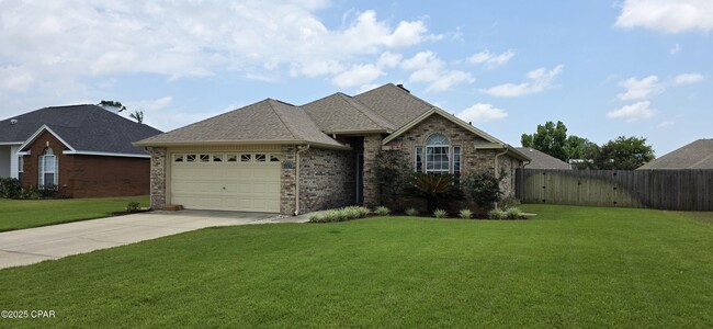 Building Photo - 1810 Bowman Ln