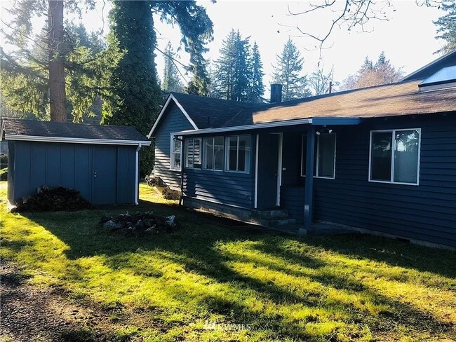 Building Photo - 3325 Lincoln Way