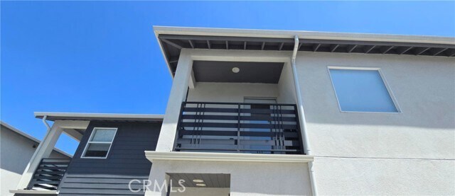 Building Photo - 10824 Long Beach Blvd