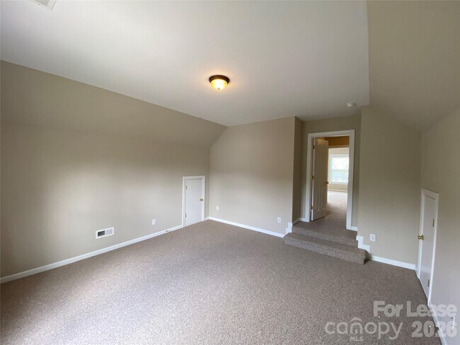 Building Photo - 13921 Daltrey Ln