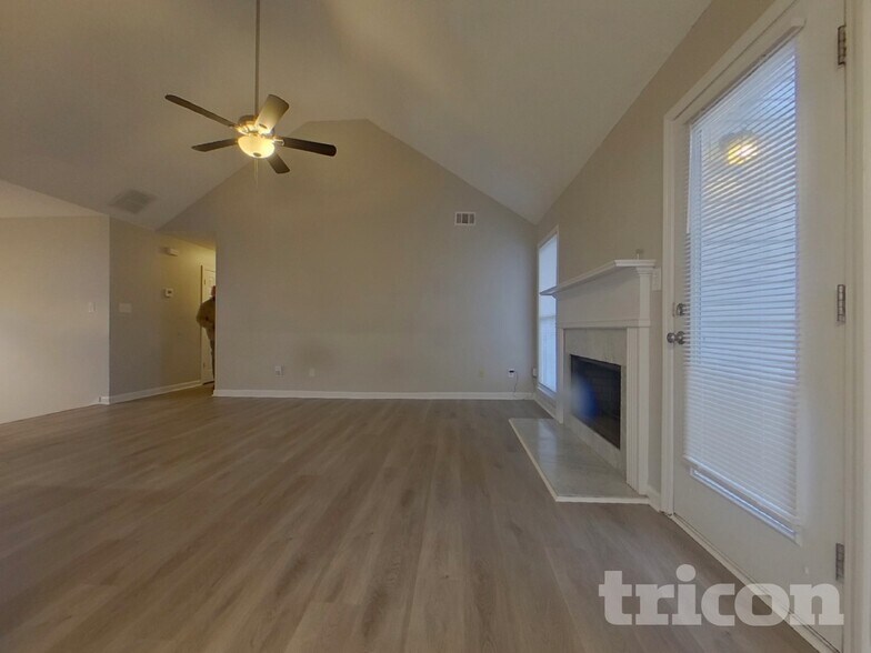 Building Photo - 4901 Martin Farms Rd