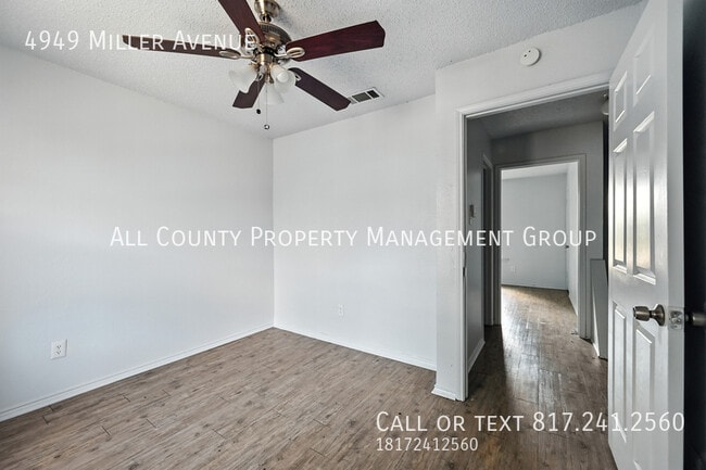 Building Photo - 4949 Miller Ave
