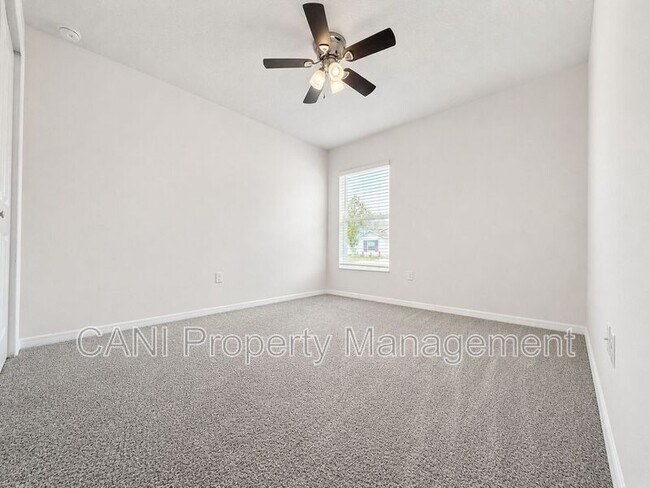 Building Photo - 1100 Sand Trap Ct