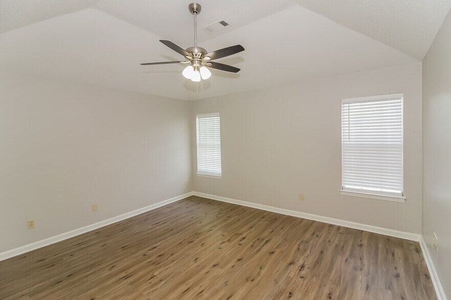 Building Photo - 6640 Elmore Ridge Ln