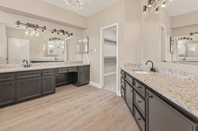 Building Photo - 1709 Coles Farm Dr