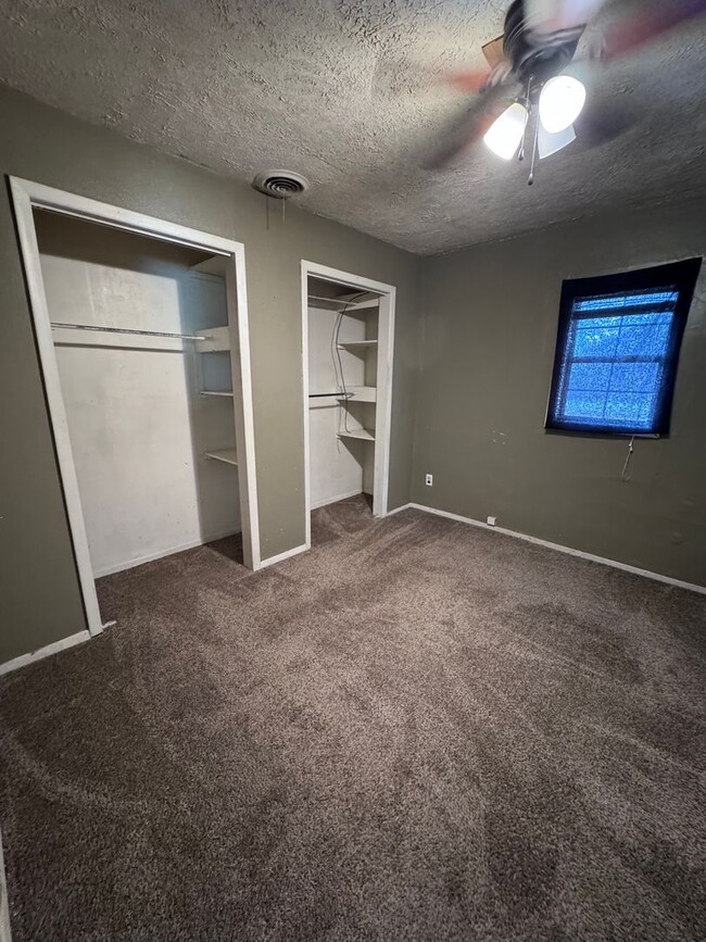 Building Photo - Quaint 2 bed 1 bath