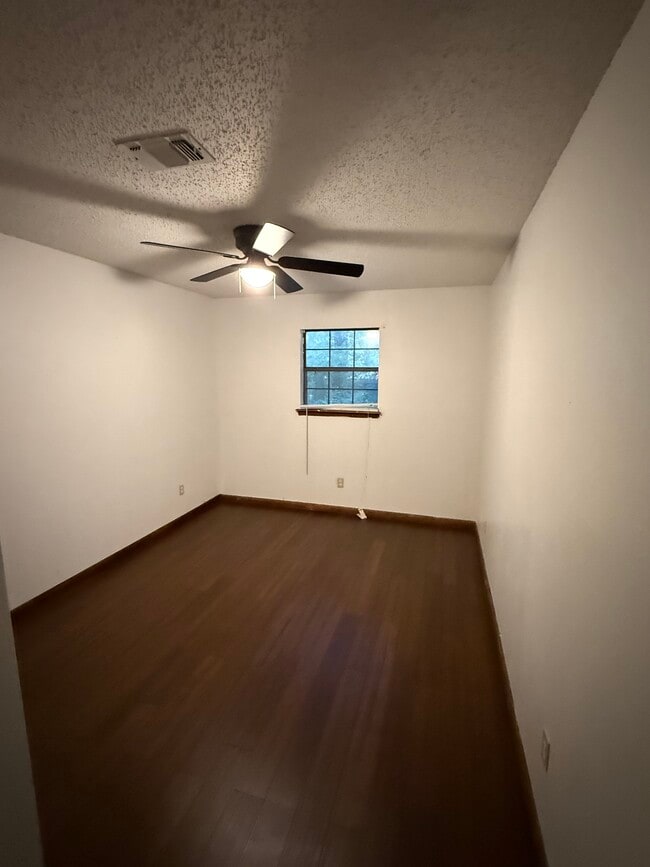 Building Photo - 3809 Addison Ave