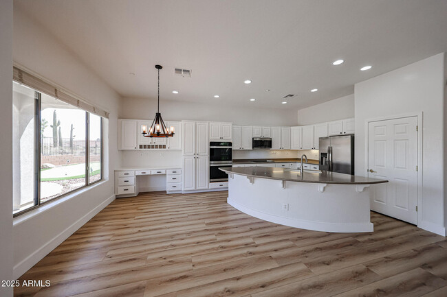 Building Photo - 41735 N Maidstone Ct