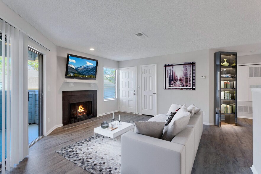 Cheyenne Crest Apartments 4008 Westmeadow Dr Colorado Springs CO