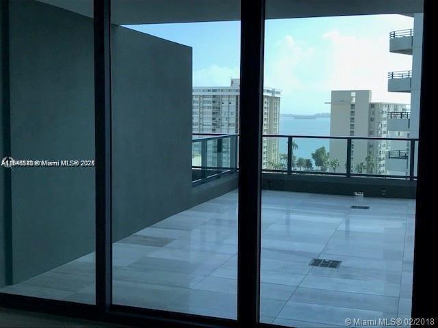 Building Photo - 1451 Brickell Ave