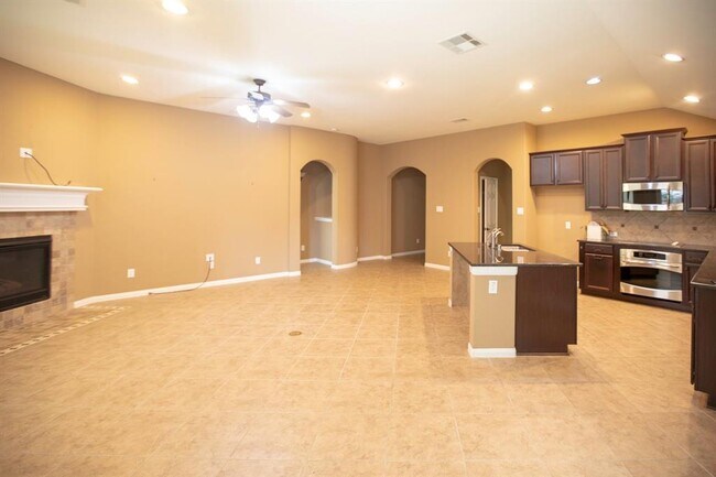 Building Photo - 5755 Slate Valley Ct