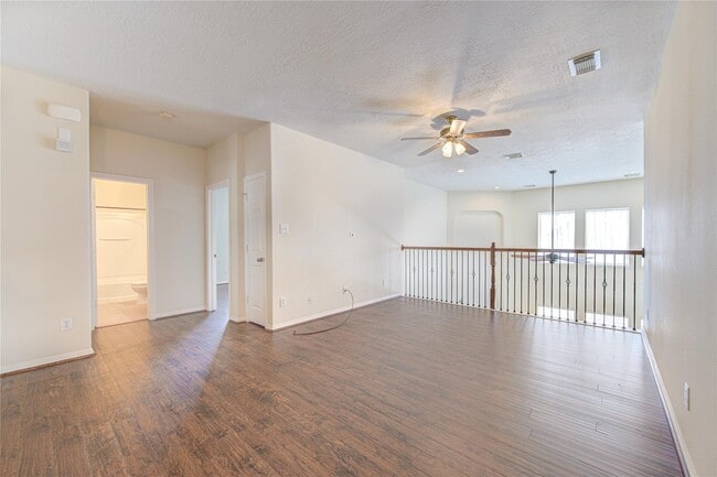 Building Photo - 5007 Jade Cove Ct