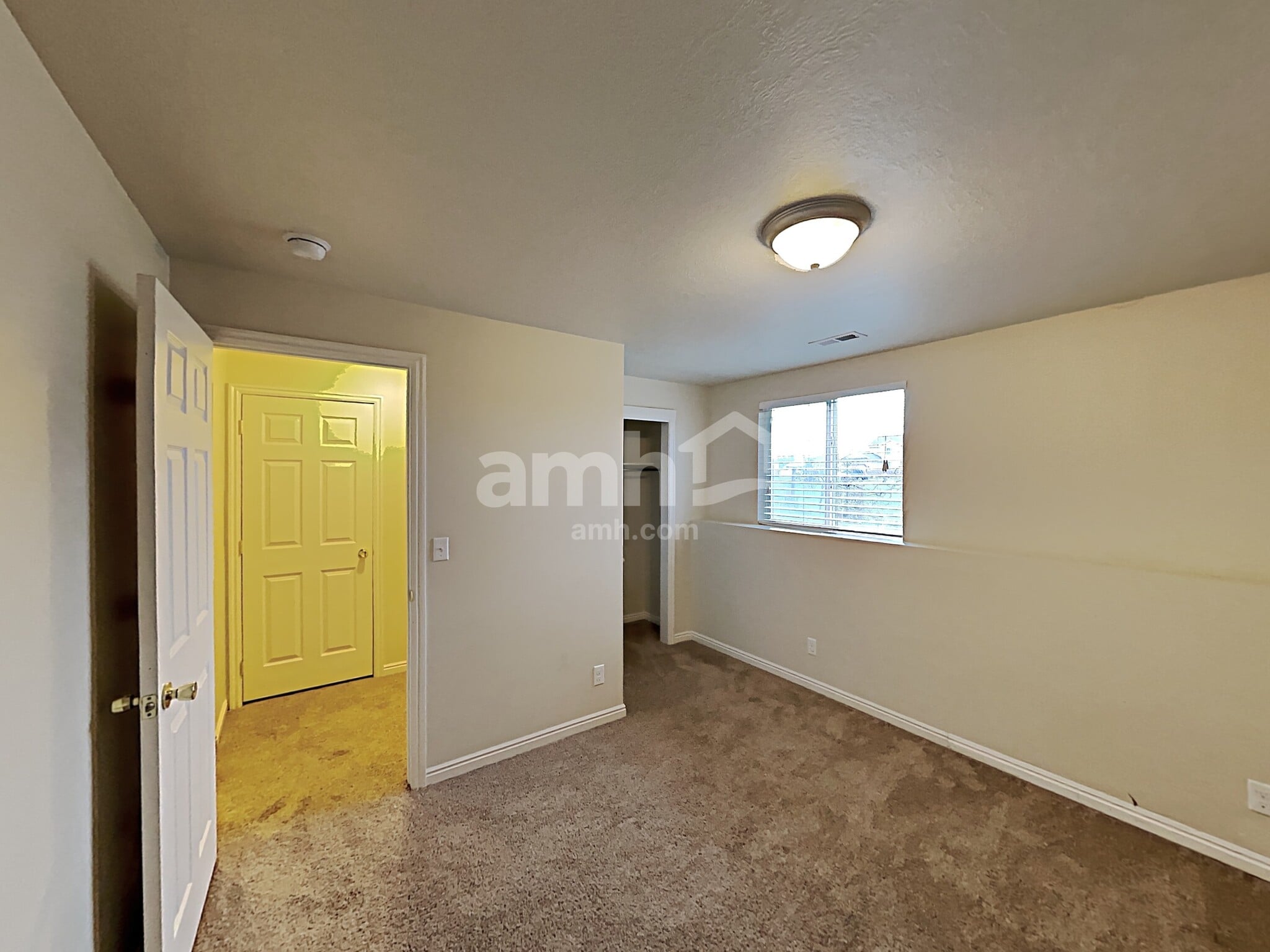 Building Photo - 2258 S 2775 W