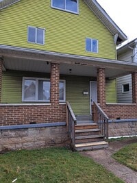 Building Photo - 2016 Victoria Ave