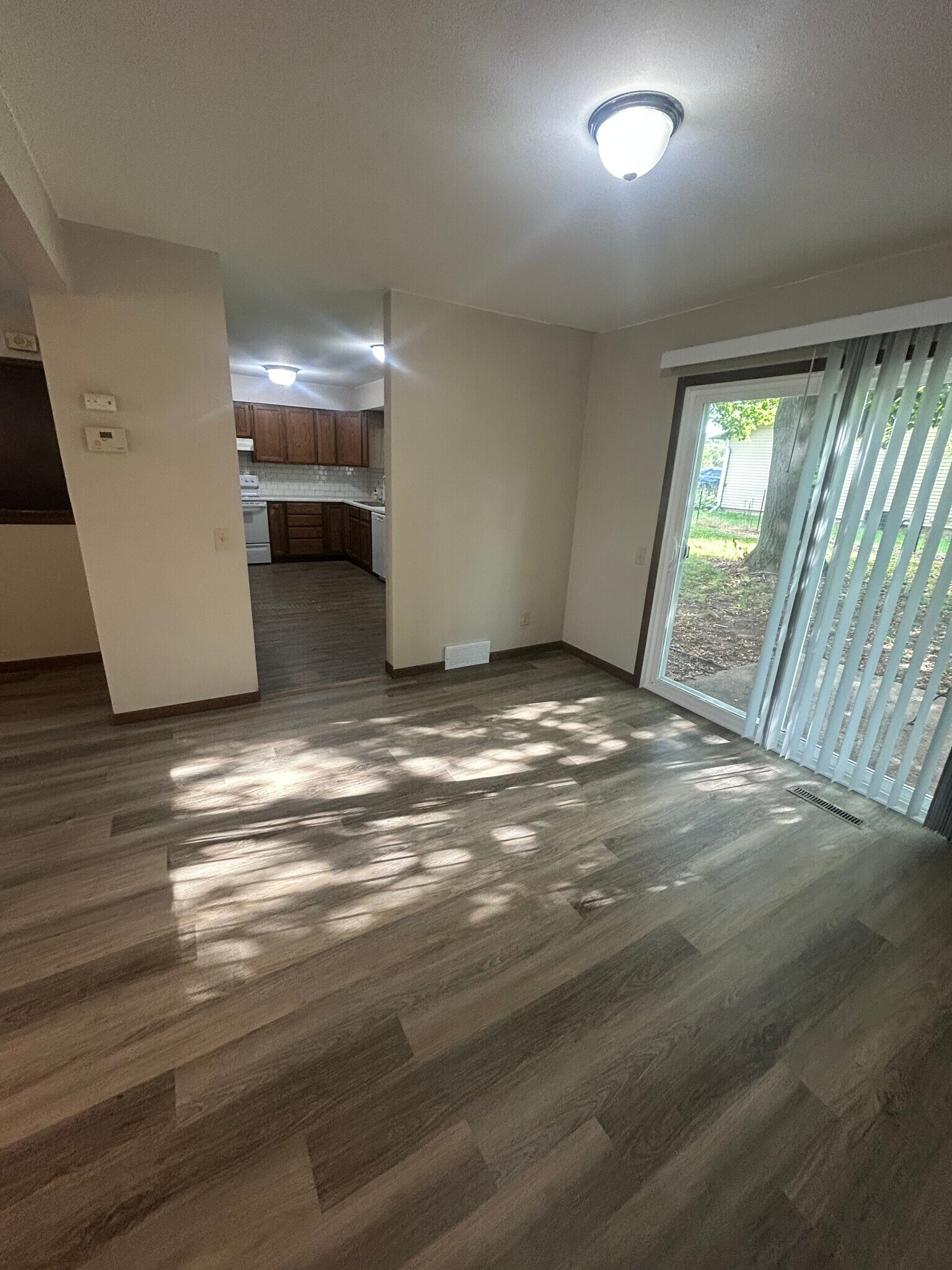 Dining room - 3001 Churchill Dr