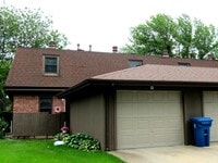 Building Photo - 1601 Lyndhurst Dr