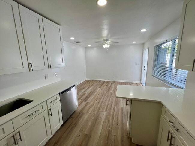 Building Photo - 1235 Beach Rd