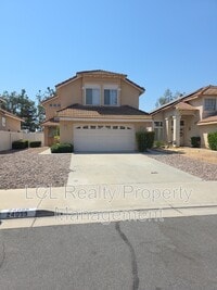 Building Photo - 24099 Golden Pheasant Ln
