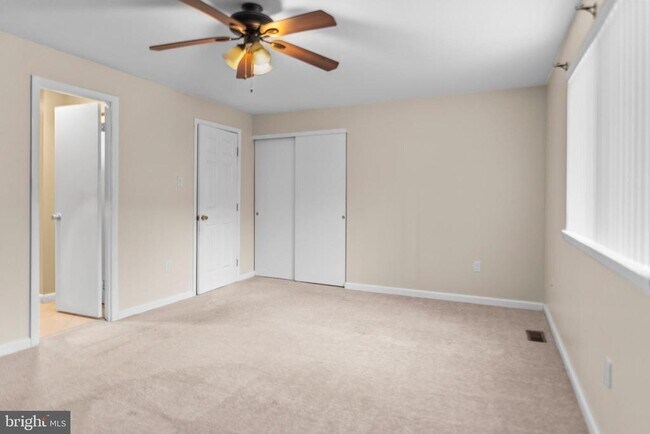 Building Photo - 11893 Blue February Way