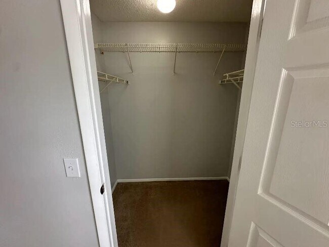 Building Photo - 1222 Bermuda Lakes Ln