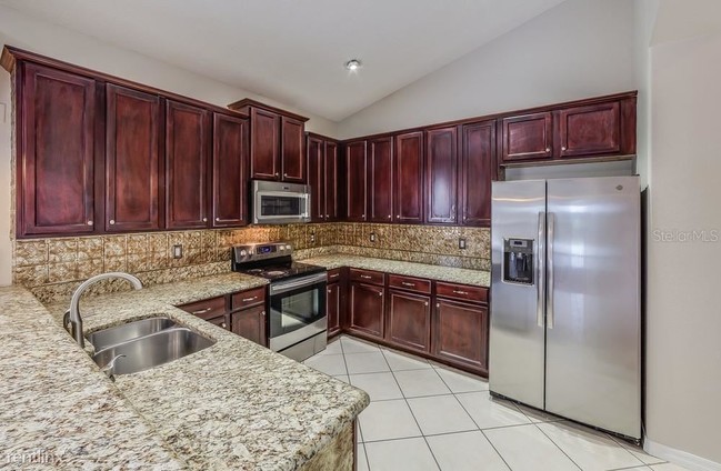 Building Photo - 3 br, 2 bath House - 6579 Lake Carlisle Blvd