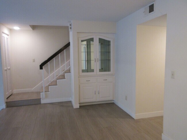 Building Photo - Duggan Property Management, Inc presents this 3BR +2.5 bath in Encino Village Townhomes