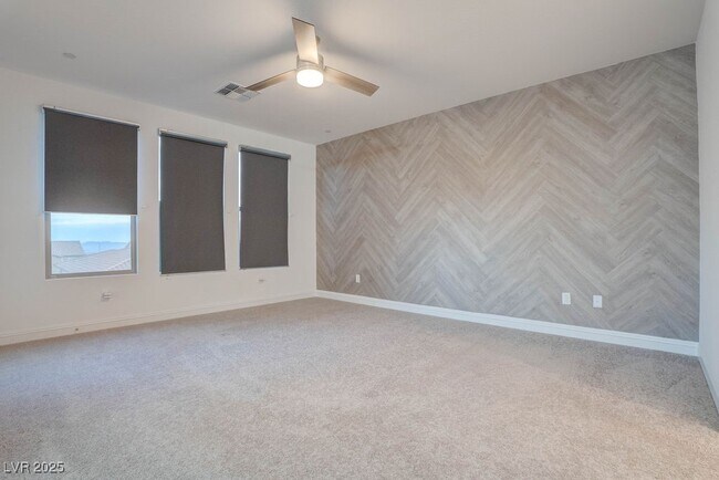 Building Photo - 230 Carmel Sky St