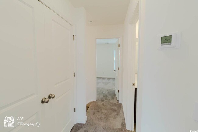 Building Photo - 305 Cherwell ct