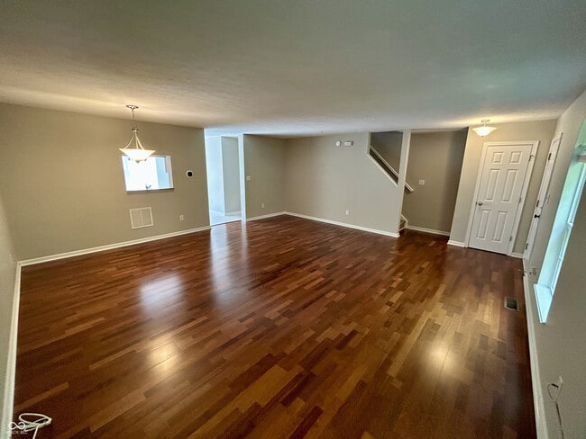 Building Photo - 3078 Armory Dr