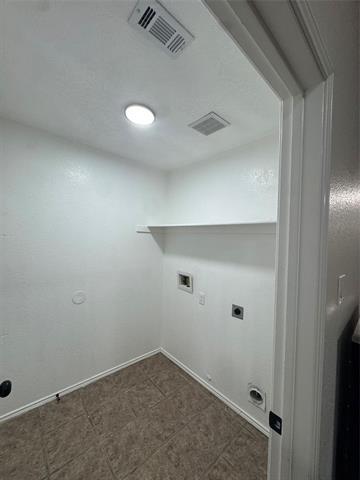 Building Photo - 909 Shadybrook Ln