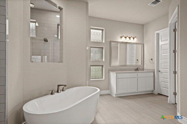 Building Photo - 1164 Waddie Way