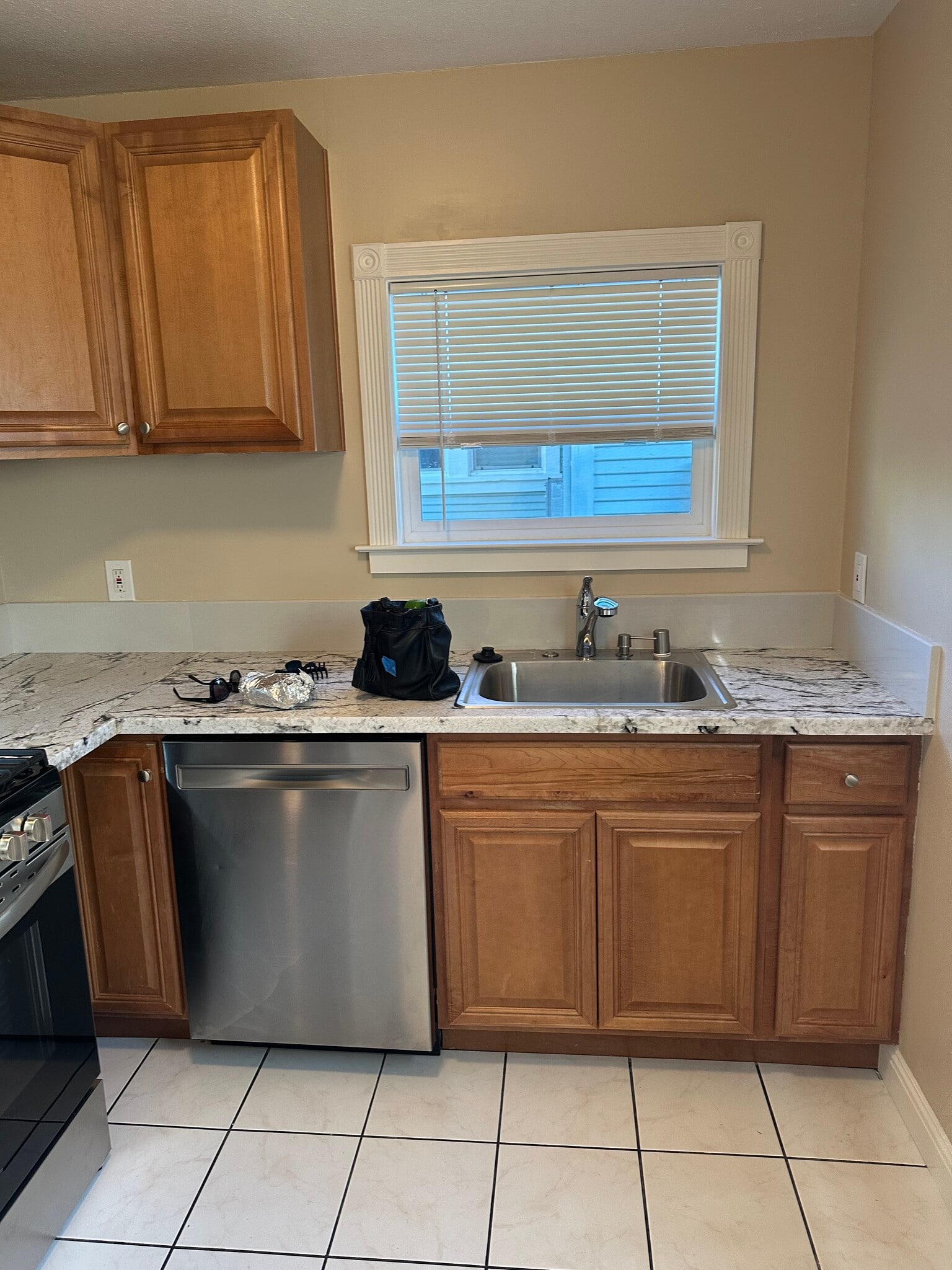 Building Photo - 119 Commercial St