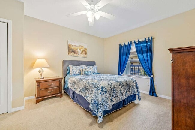 Building Photo - Beautiful Ocean Walk Condo