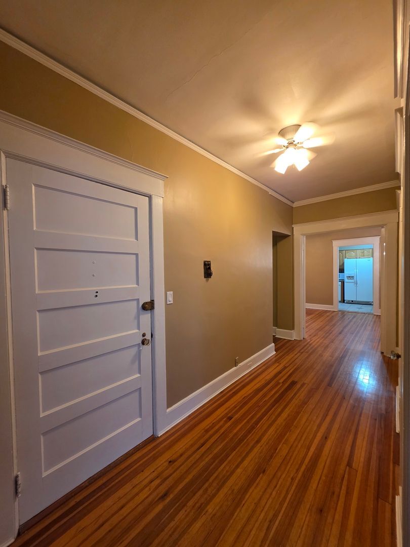 Building Photo - 600 W Olney Rd