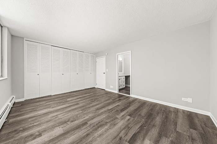 Master Bedroom - 2201 S Stewart Ave