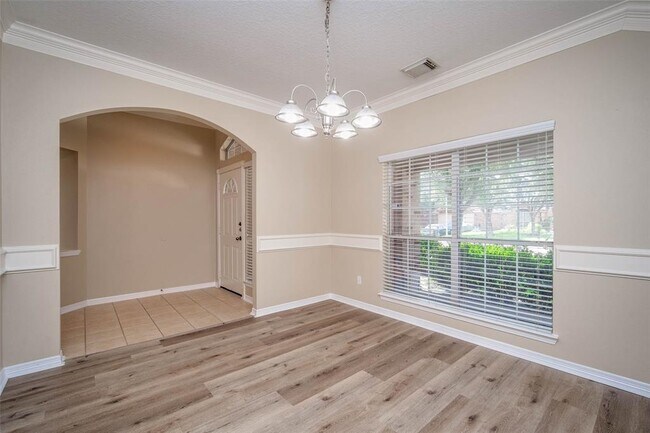 Building Photo - 20214 Sunset Ranch Dr