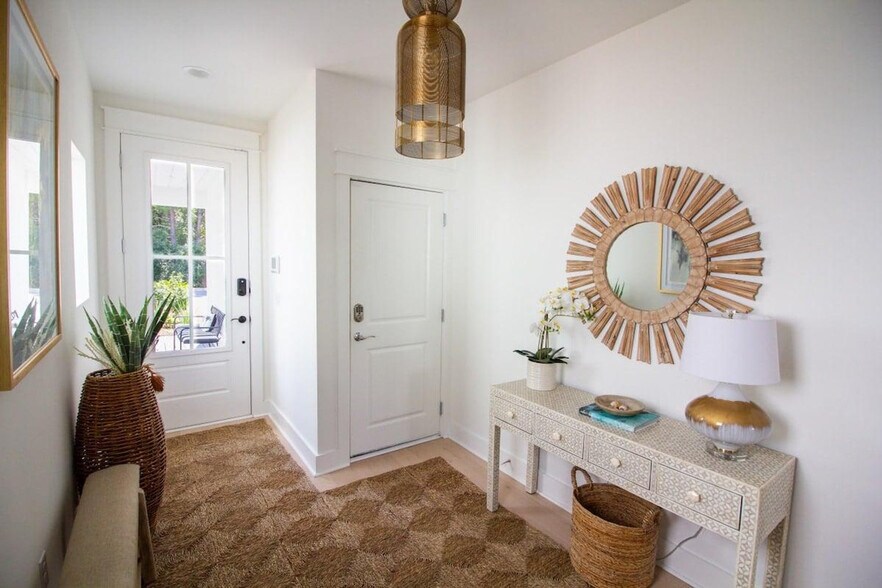 Building Photo - 141 Valdare Ln