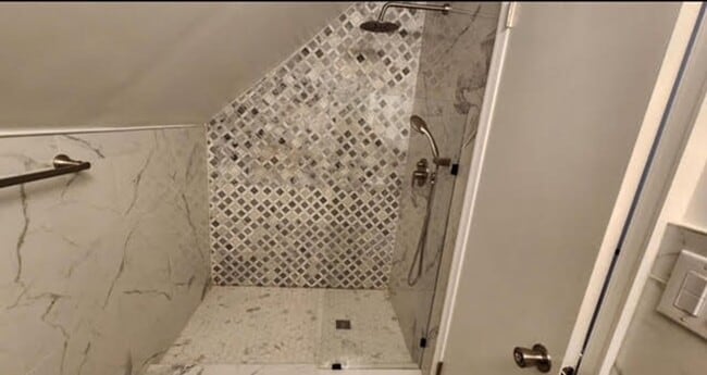 Building Photo - Privacy , Nature & Comfort All in one place